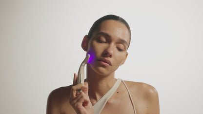 Clara Red Light Therapy Neck & Face Wand